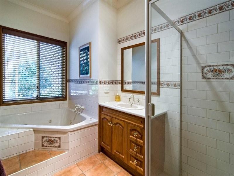 16 Cristina Court, Highfields QLD 4352
