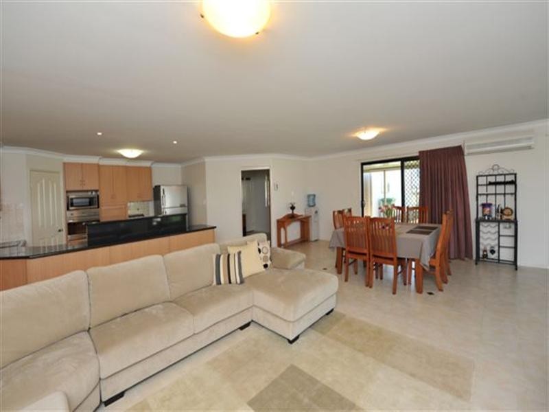 37 Catherine Crescent, Kingsthorpe QLD 4400