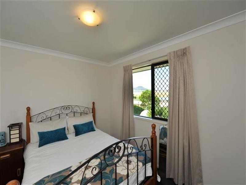 37 Catherine Crescent, Kingsthorpe QLD 4400