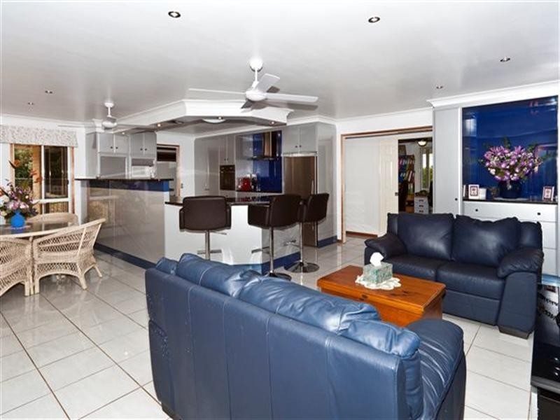 1 Hull Court, Highfields QLD 4352