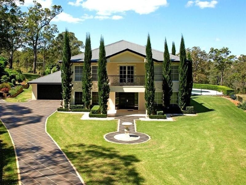 8 Meharry Court, Spring Bluff QLD 4352