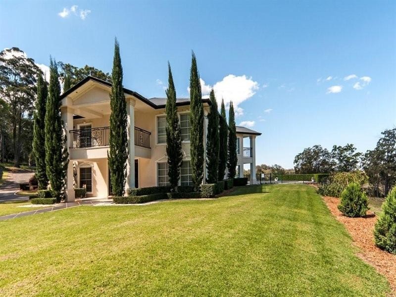 8 Meharry Court, Spring Bluff QLD 4352