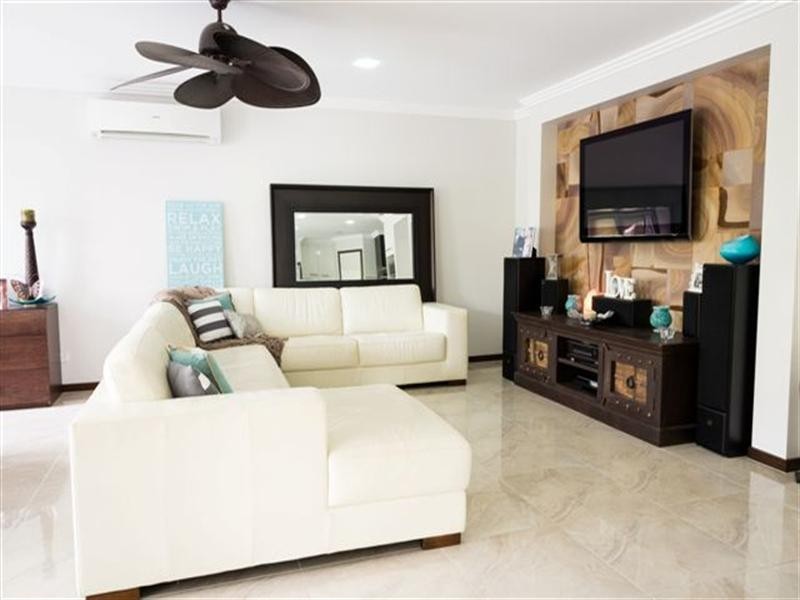 25 Sommariva Street, Westbrook QLD 4350