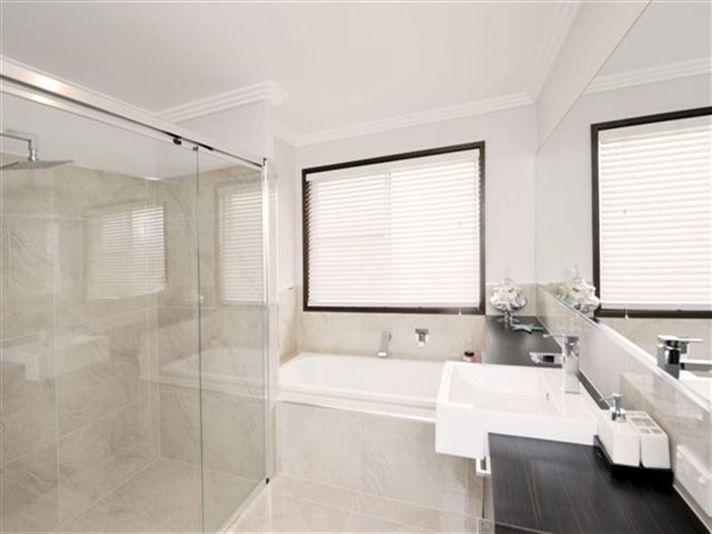 25 Sommariva Street, Westbrook QLD 4350