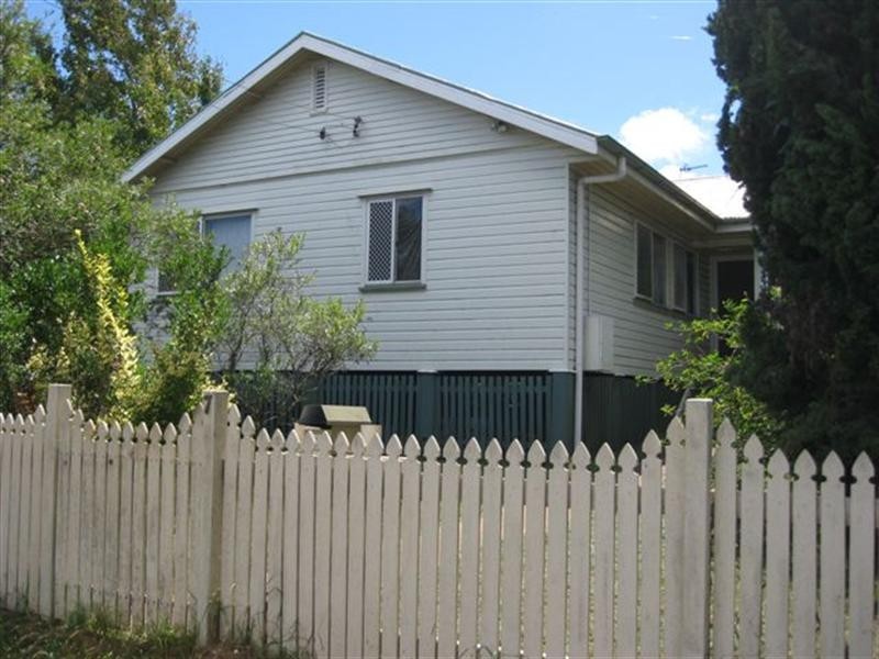 7 Coonan Street, Harlaxton QLD 4350