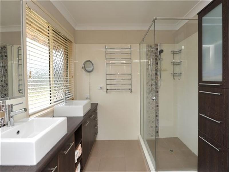 6 Glenmorgan Court, Glenvale QLD 4350