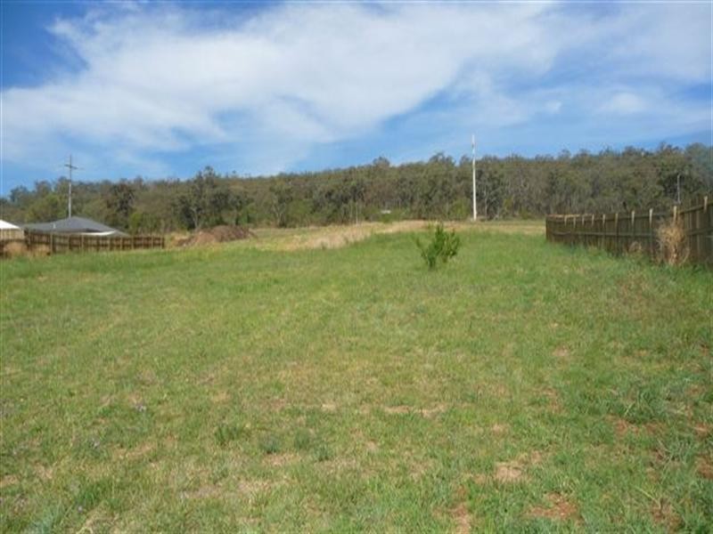 6 Rubie Court, Westbrook QLD 4350