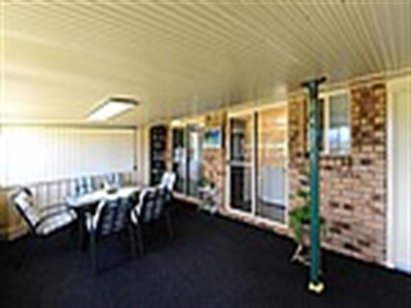 12 Hanna Court, Westbrook QLD 4350