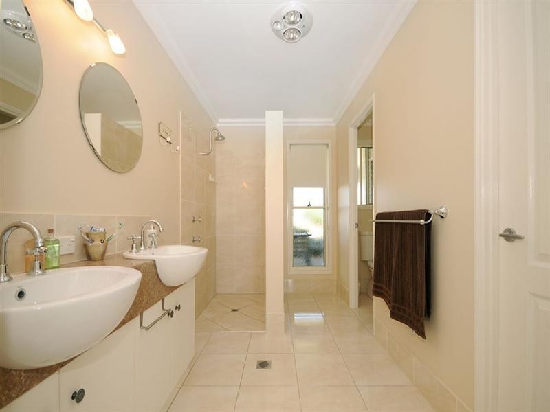 16 Devoran Street, Highfields QLD 4352