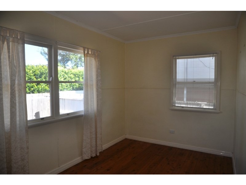 8 Frederick Street, East Toowoomba QLD 4350