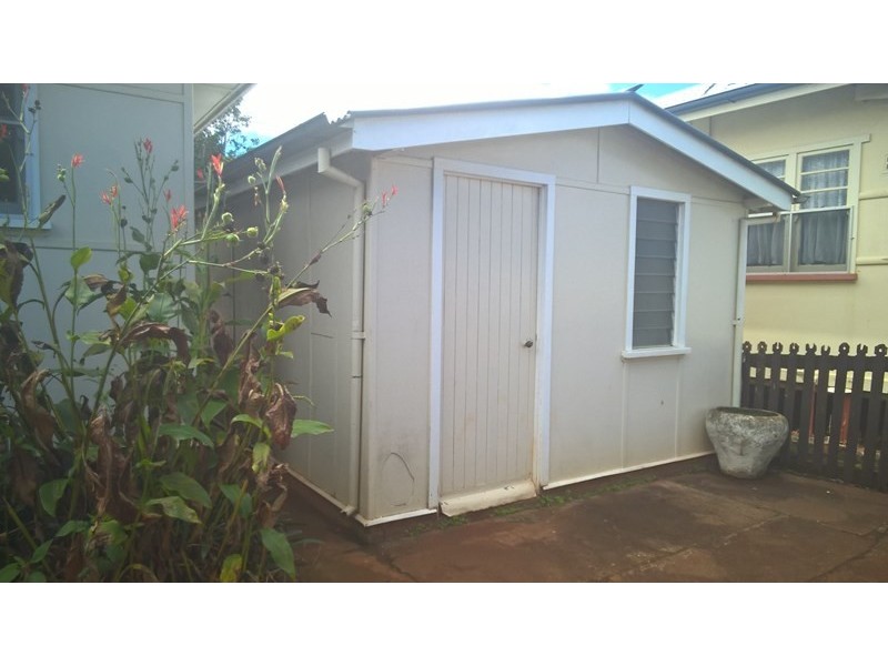 8 Frederick Street, East Toowoomba QLD 4350