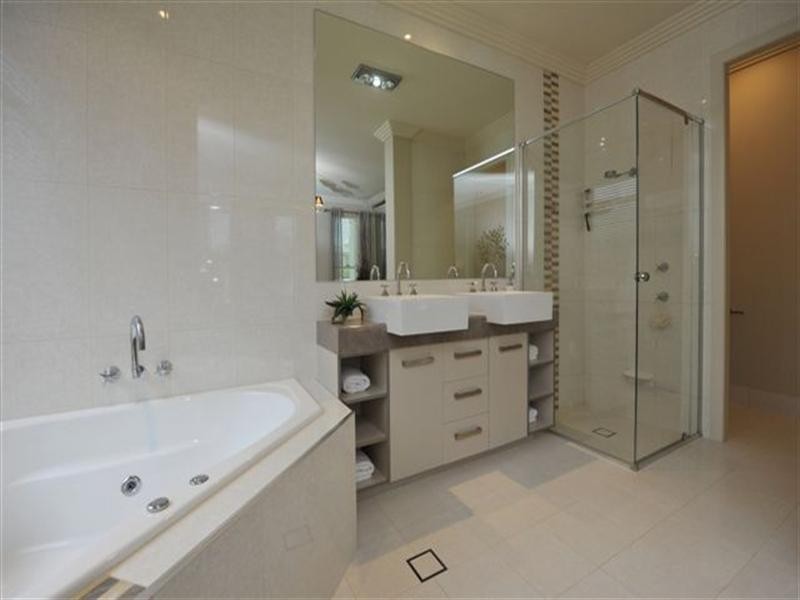 3 Lanagan Court, Middle Ridge QLD 4350