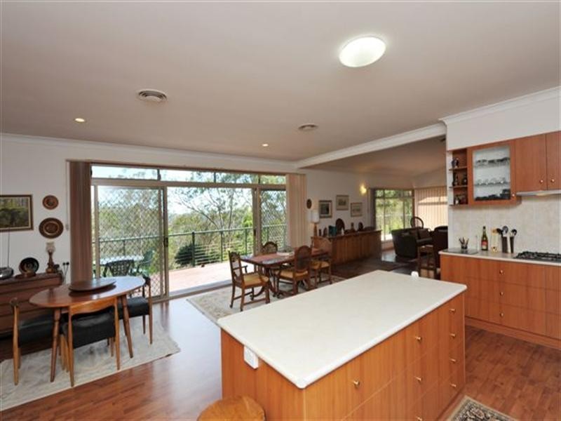 26 Dippel Street, Middle Ridge QLD 4350