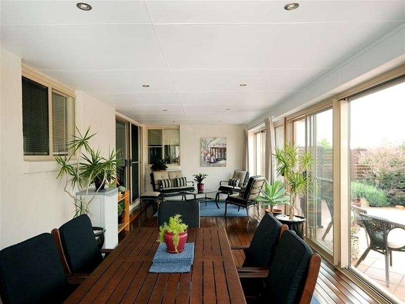 21 Currawong Drive, Highfields QLD 4352