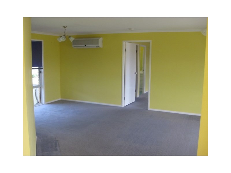 1 Richards Avenue, Cambooya QLD 4358