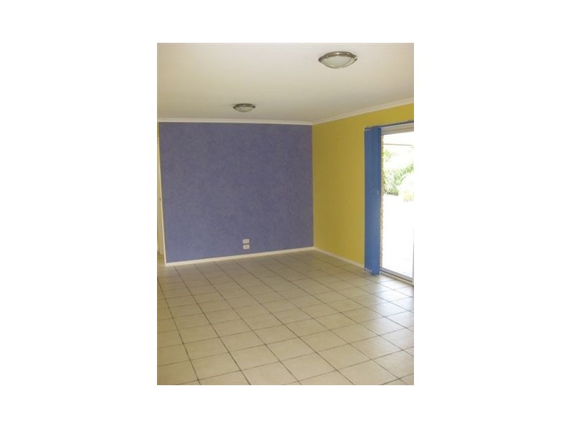 1 Richards Avenue, Cambooya QLD 4358