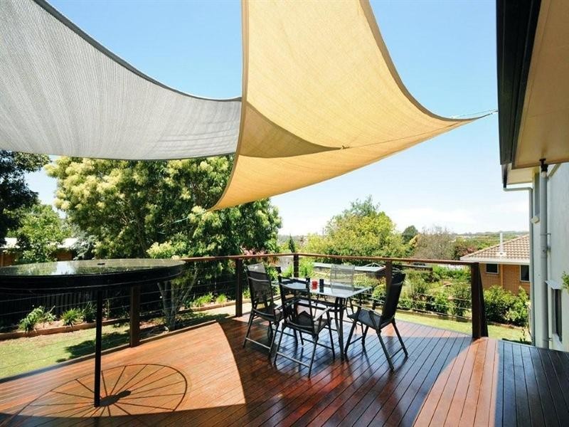 10 Raelyn Street, Centenary Heights QLD 4350