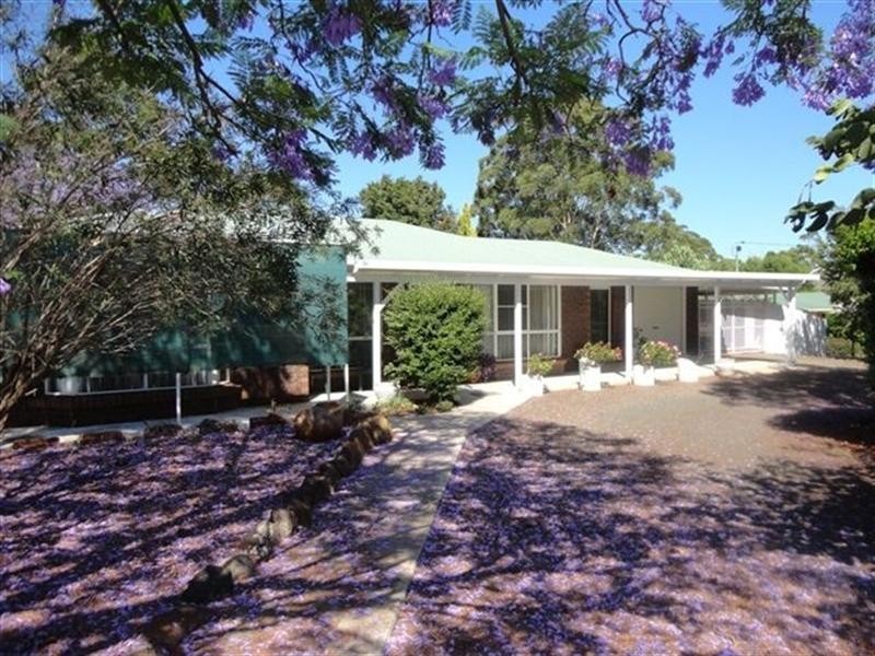 7 Plaza Circle, Highfields QLD 4352