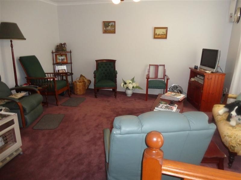 7 Plaza Circle, Highfields QLD 4352