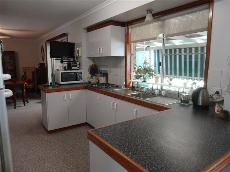 7 Plaza Circle, Highfields QLD 4352