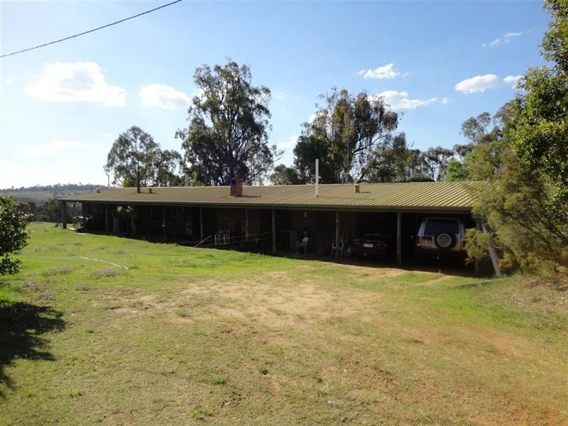 26 Paton Road, Meringandan QLD 4352