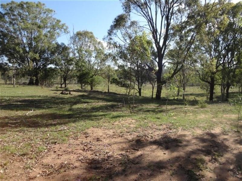 26 Paton Road, Meringandan QLD 4352