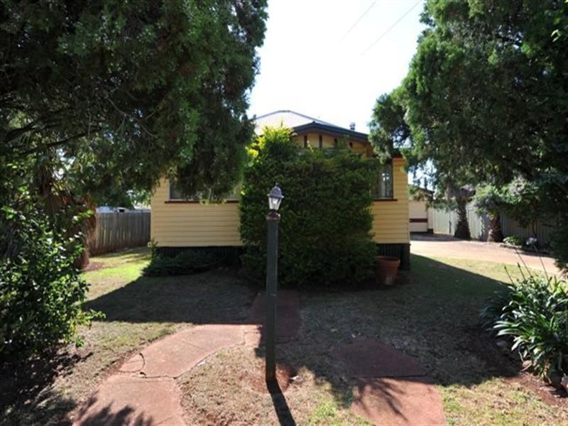 17 Ranfurley Street, Newtown QLD 4350