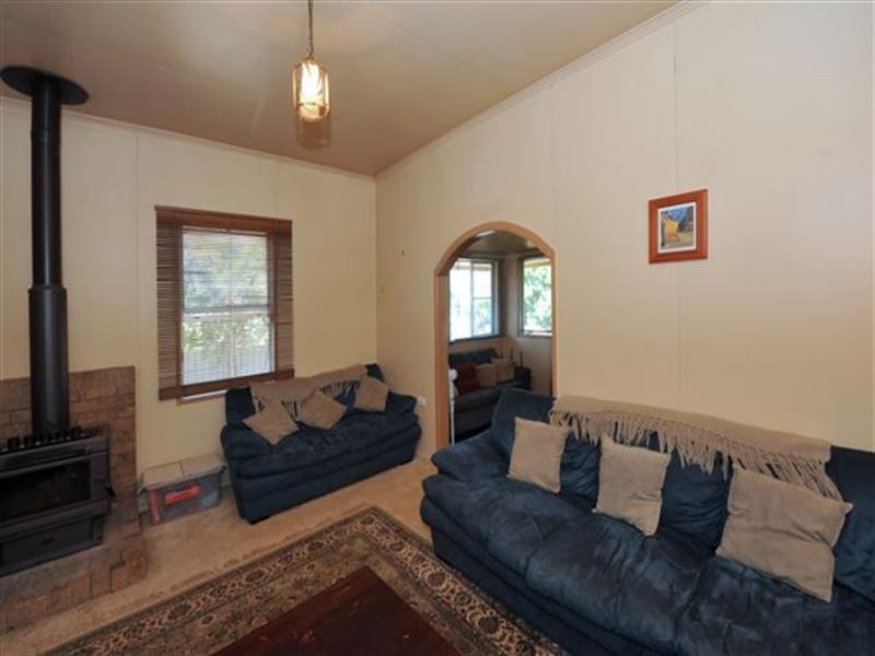 17 Ranfurley Street, Newtown QLD 4350