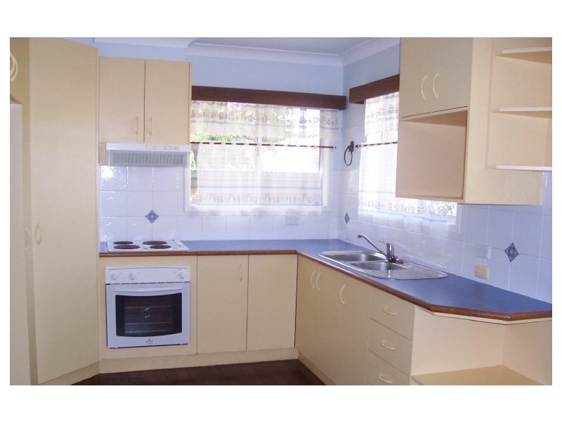 17 Fromalls Street, Harristown QLD 4350