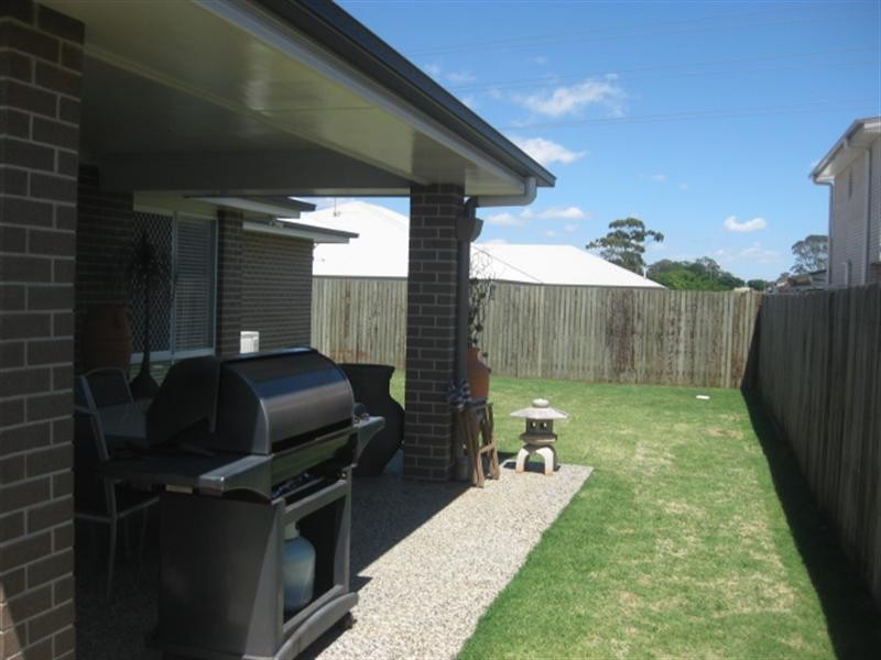 3 Vinnicombe Street, Kearneys Spring QLD 4350