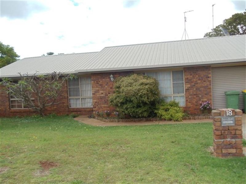 18 Ware Court, Darling Heights QLD 4350