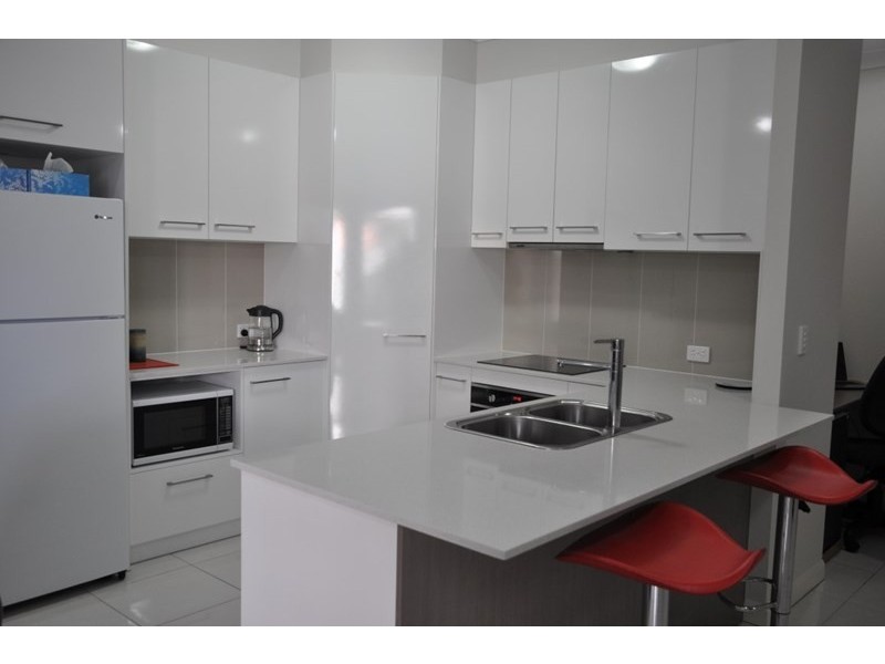 Unit 2, 38 Victory Street, Newtown QLD 4350