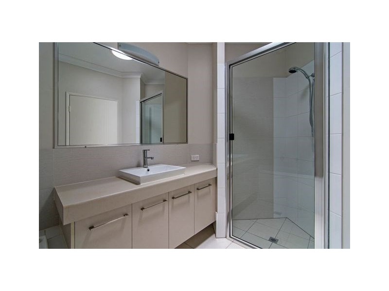 Unit 2, 38 Victory Street, Newtown QLD 4350