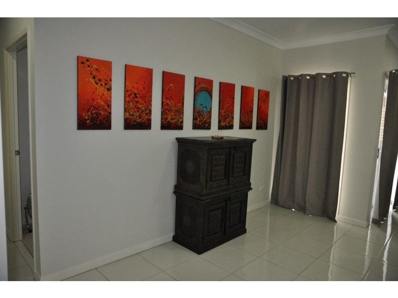 Unit 2, 38 Victory Street, Newtown QLD 4350