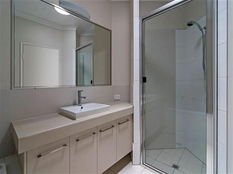 Unit 3, 38 Victory Street, Newtown QLD 4350