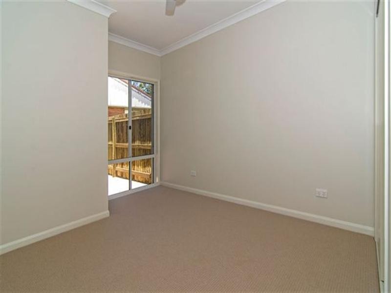Unit 3, 38 Victory Street, Newtown QLD 4350