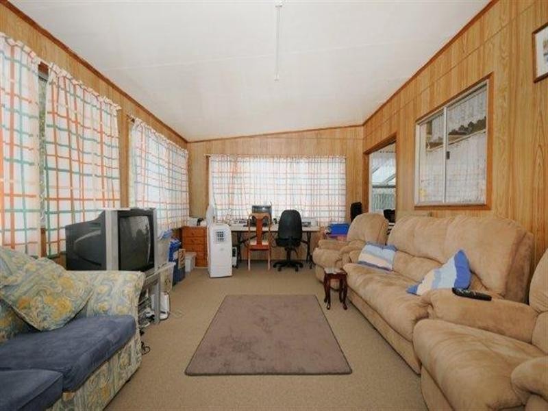 8 Wilfred Street, Harristown QLD 4350