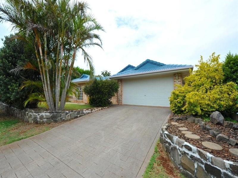 8 Jonquil Court, Middle Ridge QLD 4350