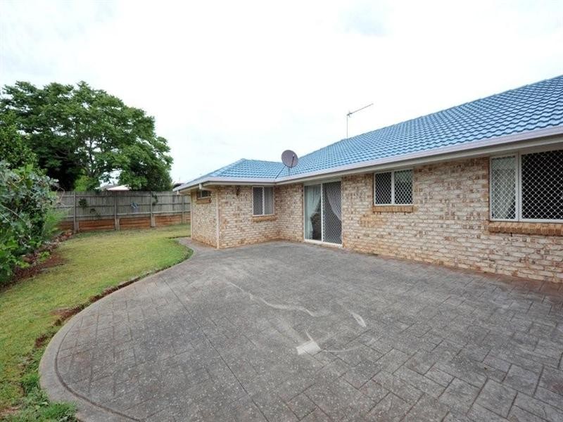 8 Jonquil Court, Middle Ridge QLD 4350