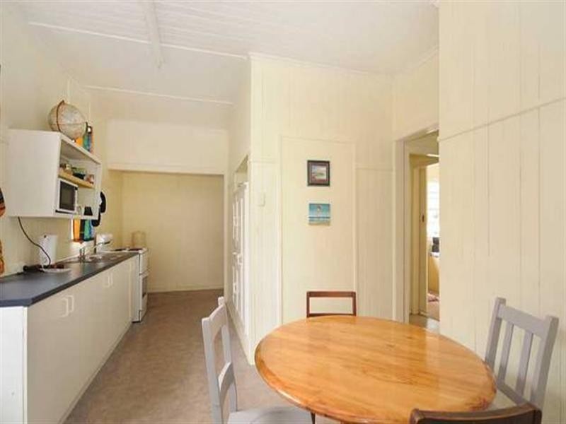 281 James Street, Newtown QLD 4350