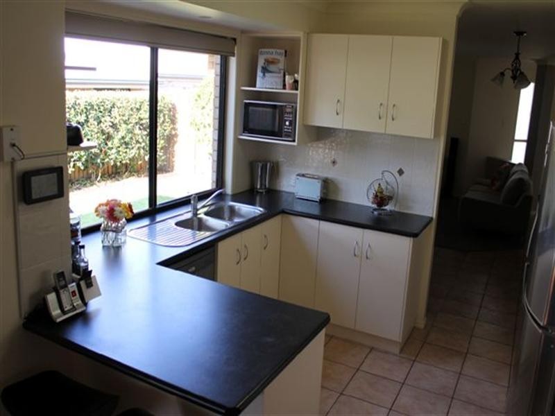 345 Ramsay Street, Middle Ridge QLD 4350