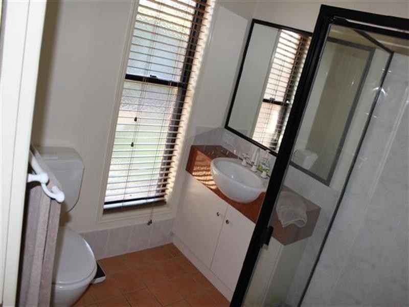 345 Ramsay Street, Middle Ridge QLD 4350