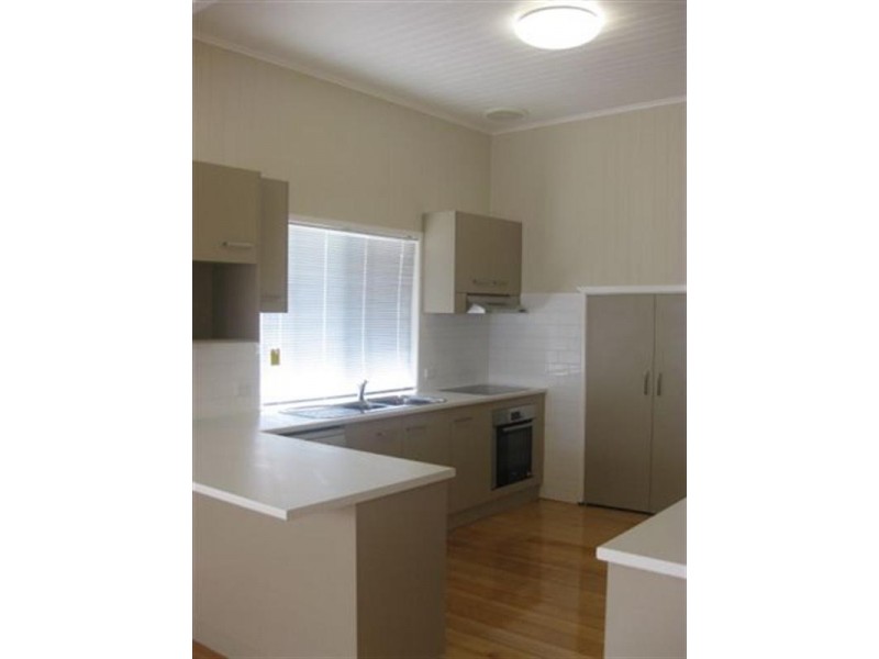 10 Hamwood Street, Newtown QLD 4350