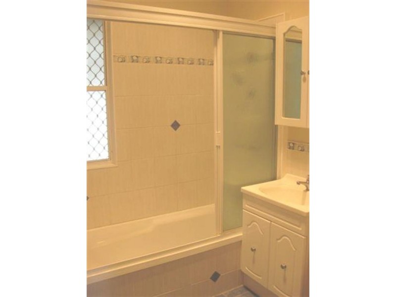 10 Hamwood Street, Newtown QLD 4350