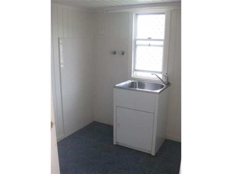 10 Hamwood Street, Newtown QLD 4350