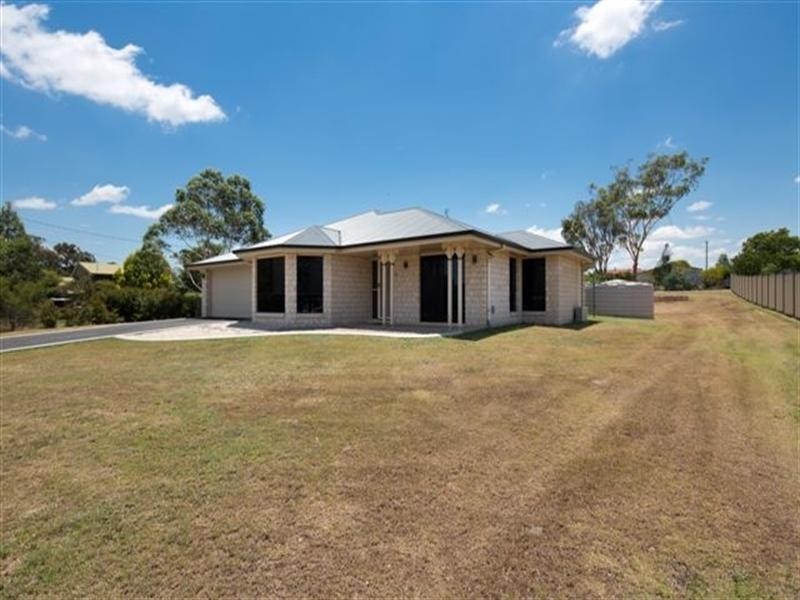 6 Mocatta Street, Goombungee QLD 4354
