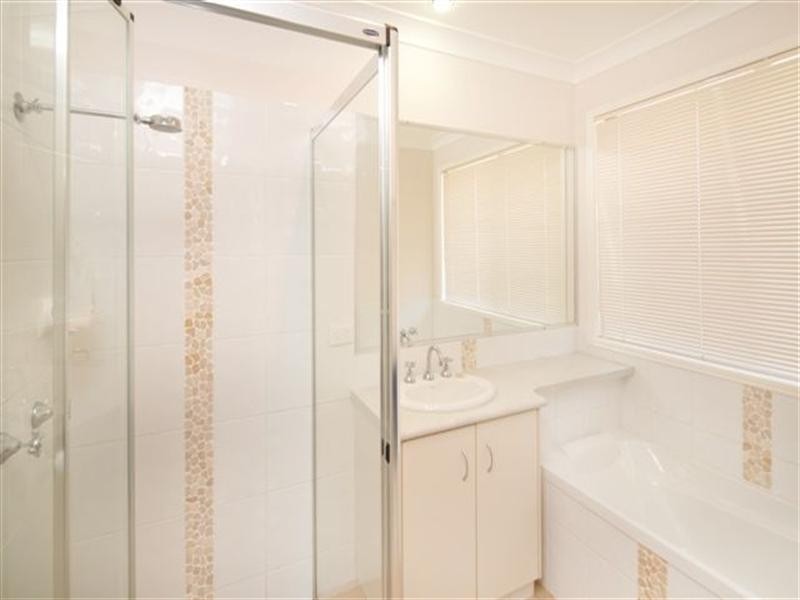 6 Mocatta Street, Goombungee QLD 4354