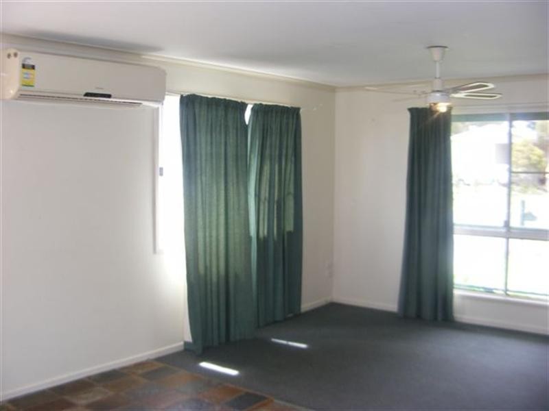 10 Queen Street, Kingsthorpe QLD 4400