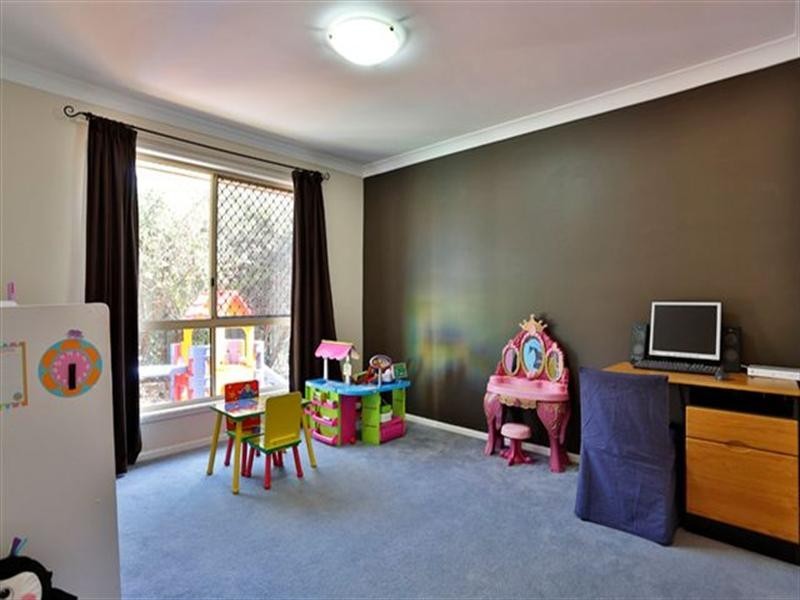 10 Bridget Court, Middle Ridge QLD 4350