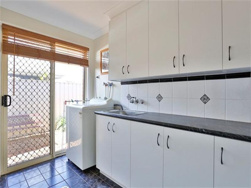 10 Bridget Court, Middle Ridge QLD 4350